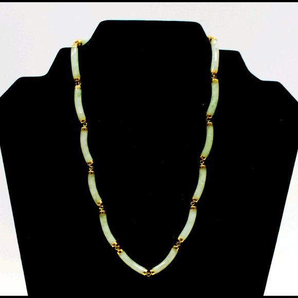 Jade Necklace with 14K Yellow Gold Links - 17.5" - Picture 1 of 7